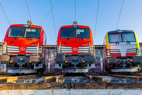 Modern locomotives of the Austrian Federal Railways, ÖBB, and Deutsche Bahn, DB, parked in front of