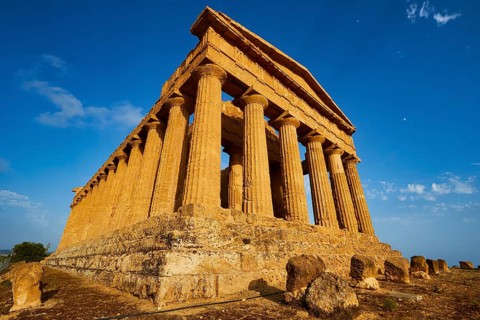 Temple of Concordia, Great Ancient Temple with Massive Columns and Sandstone Constructure, Valley