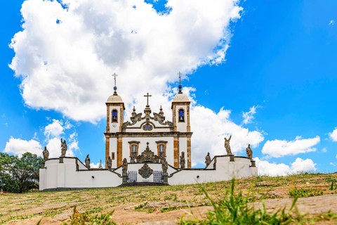 View of historical sanctuary of Bom Jesus de Matosinhos and sculptures of the twelve prophets by