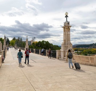 Historic bridge Viaducto de Fernando Hué, city of Teruel, Aragon, Spain, Europe built 1929