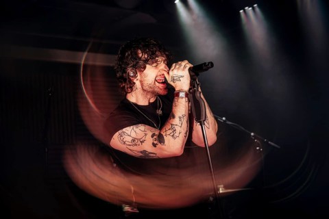 Tom Grennan live on Grennan '25 tour at Bi Nuu in Berlin on 13.11.2025 Note: the photo was taken