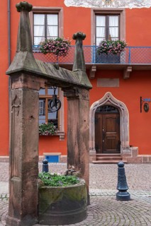 Former law firm, now Alsatian Museum, Haguenau, historical well in front of the Alsatian Museum,