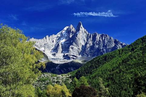 From left, snow-covered Aiguille Verte, Aiguille du Dru, Chamonix-Mont-Blanc, Haute-Savoie, France