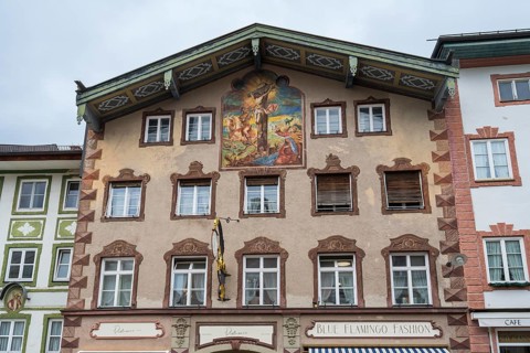 Gable house with air painting in Marktstraße, pedestrian zone, old town, Bad Tölz, Upper Bavaria,
