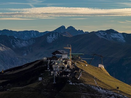Ski lift, ski hut, construction site, construction, environmental destruction, winter sports, Sella