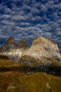 Mountain landscape, steep mountains, morning light, cloud atmosphere, autumn, Sella Pass, view of