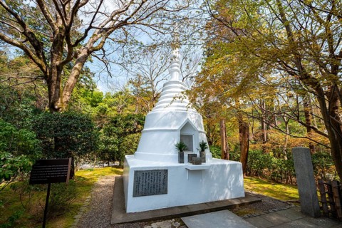 Small white pagoda, memorial for fallen soldiers in Burma during World War II, Ryoan-ji, Zen