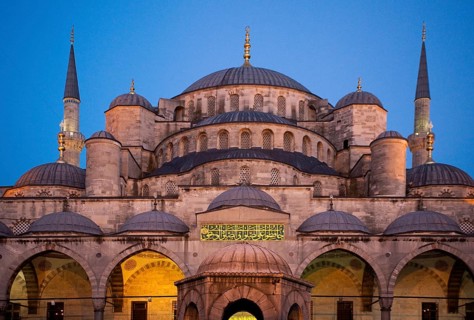 161/Blue mosque at night