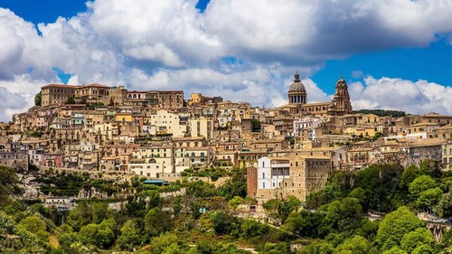 Panorama, mixture of houses, Baroque city of Ragusa, Sicily, Ragusa, Sicily, Italy