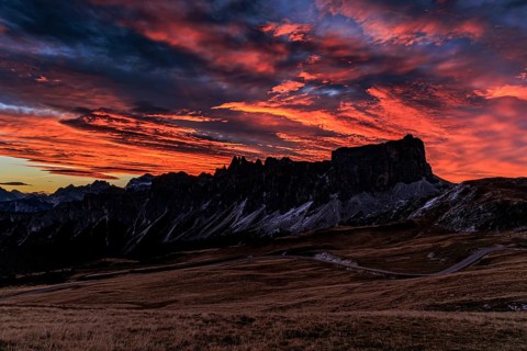 Dawn, clouds, sunrise, mountains, autumn, Giau Pass, Croda da Lago, Dolomites, Italy