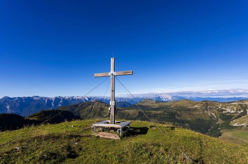 Summit Cross, Hoher Zinken, Postalm, Osterhorn Group, Salzkammergut, Province of Salzburg, Austria