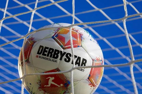 Close-up of the soccer ball of the 2025/26 Bundesliga (symbolic image)