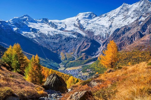 View from Kreuzboden to Saas-Fee with Alalin 4027m and Alphubel 4206m in autumn, Saas-Grund,