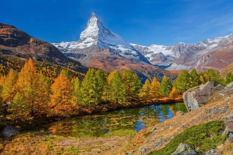 Matterhorn 4478 m above Lake Grindji in autumn, Zermatt, Mattertal, Valais, Switzerland