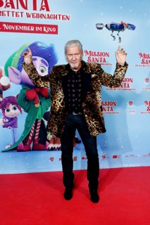Johnny Logan at a special screening of MISSION SANTA - AN ELF SAVES CHRISTMAS at the Kulturbrauerei