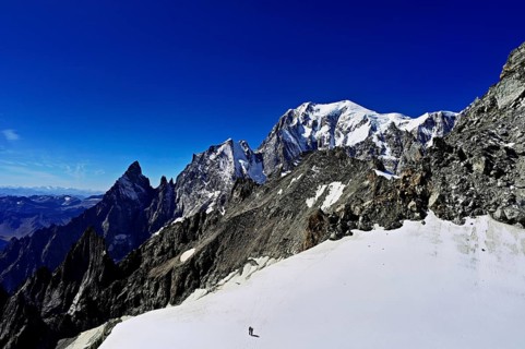 From left, the mountains l'Aiguille Noire de Peuterey, L'Aiguille Blanche de Peuterey, Mont Blanc,