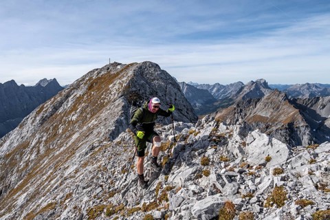 Hikers on steep Gradweg, hiking to Gamsjoch, eastern Karwendel, Tyrol, Austria