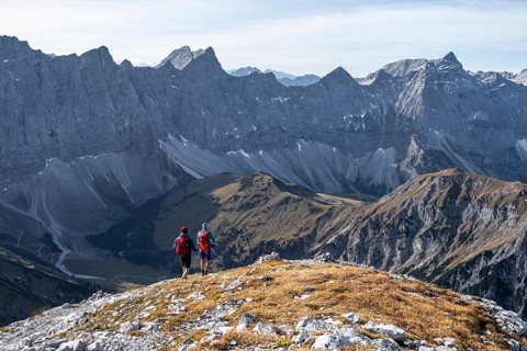 Two hikers on hiking trail, hiking to Gamsjoch, eastern Karwendel, Tyrol, Austria
