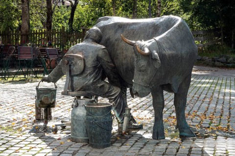 Steuerzahlerbrunnen, Isny, Allgäu, Baden-Württemberg, Germany