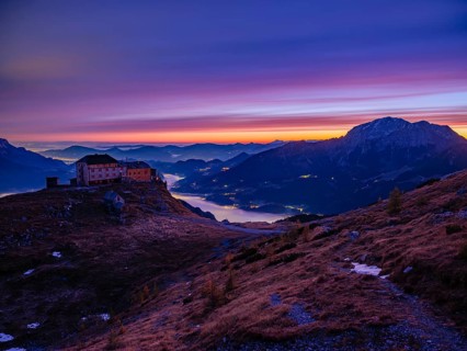 Watzmannhaus at dawn, fog in the valley, right Hoher Göll, Berchtesgaden National Park, Schönau am