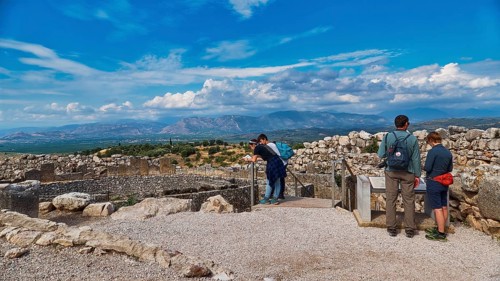 Tourists, visitors, Tomb Ring A, archaeological site, UNESCO World Heritage Site, Mycenae, Mycenae,