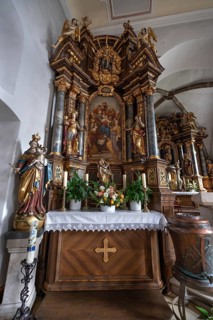 Baroque side altar, created 1726 to 1727, Nativity Church, fortified church, third largest