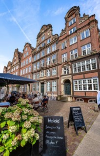 Restaurant and historic brick building in Peterstraße, Komponistenviertel, Neustadt, Hamburg,