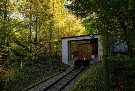 Teak car of the funicular railway, cable car, SSB, Stuttgarter Straßenbahn AG, local transport,
