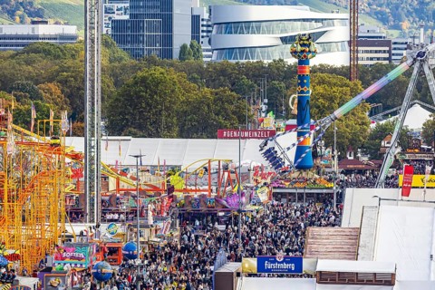 The 178th Cannstatter Volksfest on the Wasen attracted 4.2 million visitors. The Wasenrummel is one