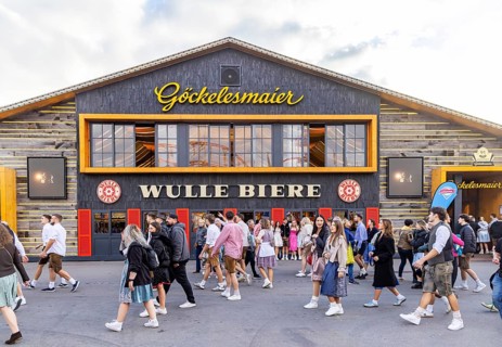 The 178th Cannstatter Volksfest on the Wasen attracted 4.2 million visitors. The Wasenrummel is one