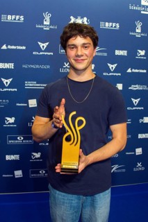 Carlo Krammling - Best Young Actor Award, DEUTSCHER SCHAUSPIELPREIS 2025, Red Carpet at PULLMAN