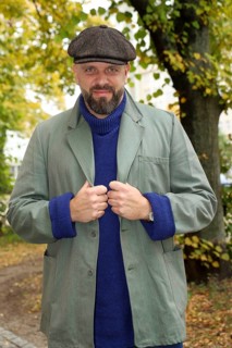 Tibor Locher at the annual press conference for the 2025/2026 season at the Theater am Frankfurter