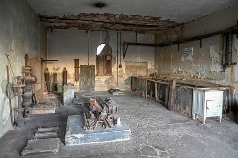 Former ice factory, Kolmanskuppe, near Lüderitz, Karas region, Namibia