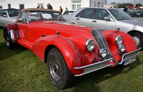 The very rare luxury sports car, vintage car, sports car, SCEPTRE 6.6S, at a classic car meeting in