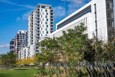 Modern residential neighbourhood along Toulouser Allee, high-rise buildings with flats and offices,
