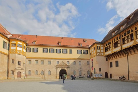 Inner courtyard of Hohentübingen Palace, half-timbered house with arcade, Museum Tübingen, Neckar