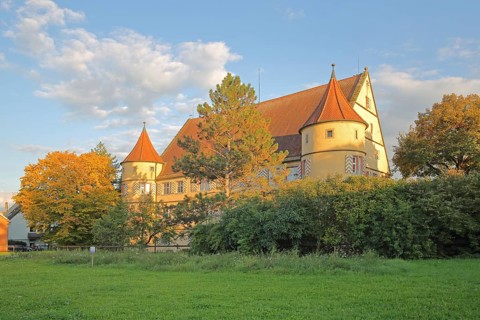 Castle built in 1558, Renaissance, corner towers, autumn atmosphere, Hirrlingen, Baden-Württemberg,