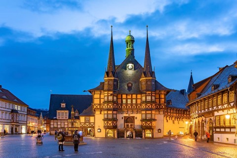 The town hall and market square in Wernigerode at dusk, Saxony-Anhalt, Germany