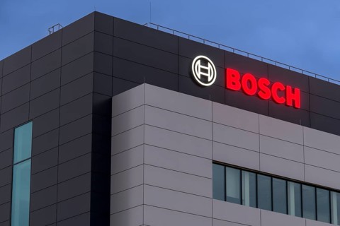 Building with prominent Bosch lettering and windows, architecturally modern, Waiblingen,