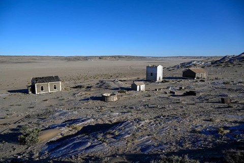 Alte Gebäude und Wasserbecken in Grillenthal, einst Versorgungsstation für Frischwasser,