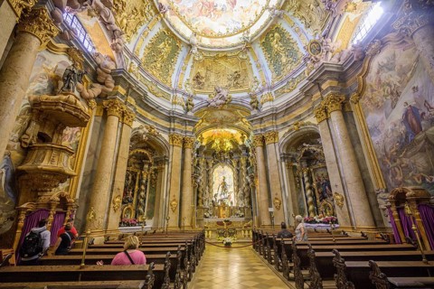 Innenaufnahme Kirche Kloster Weltenburg, Kelheim, Bayern, Deutschland