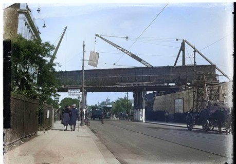 Construction or repair work on railway bridge, Finchley Road, Golders Green, London, England, UK