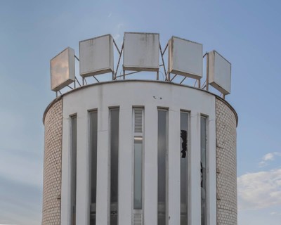 View of a part of an entrance of a building ready for demolition, Neustadt am Rübenberge, Lower