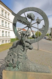 Sculpture Space Time Matter by Heinrich Apel 1988, abstract art, modern art, whimsical and bizarre