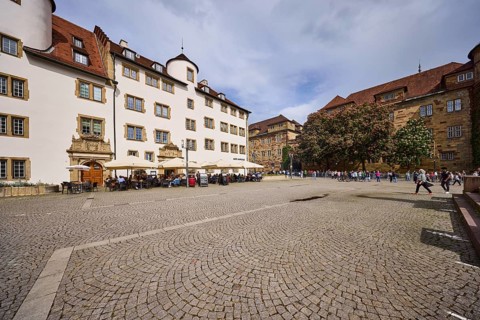 Historic building, Prinzenbau, restaurant Alte Kanzlei, outdoor area of a restaurant with parasols,