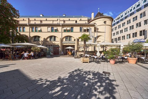 Market hall, historic building, architect Martin Elsaesser, shopping, pedestrian zone, restaurant,