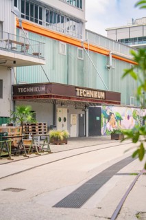 Entrance to the technical centre in an industrial building with an urban flair, Werksviertel
