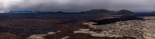 Lava, lava field, mountains, ash cloud, volcanic eruption, panorama, Sundhnúkur crater chain, July