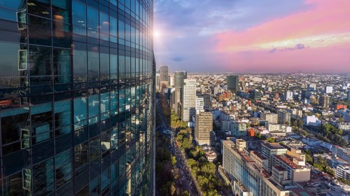 Mexico City Financial Center buildings, banks, and businesses close to Paseo De Reforma
