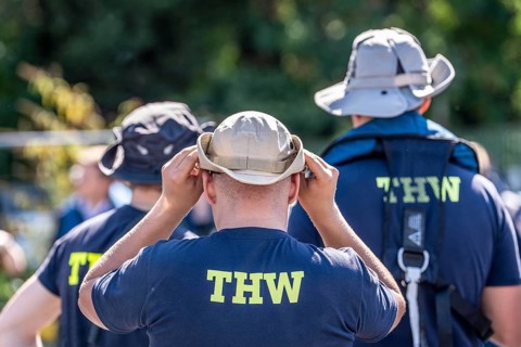 THW emergency services at a meeting of the water hazards section in Düsseldorf, during the major